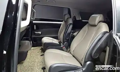 Kia Canival 2024 1.6 Автомат в Москве № 1342921, миниатюра 12