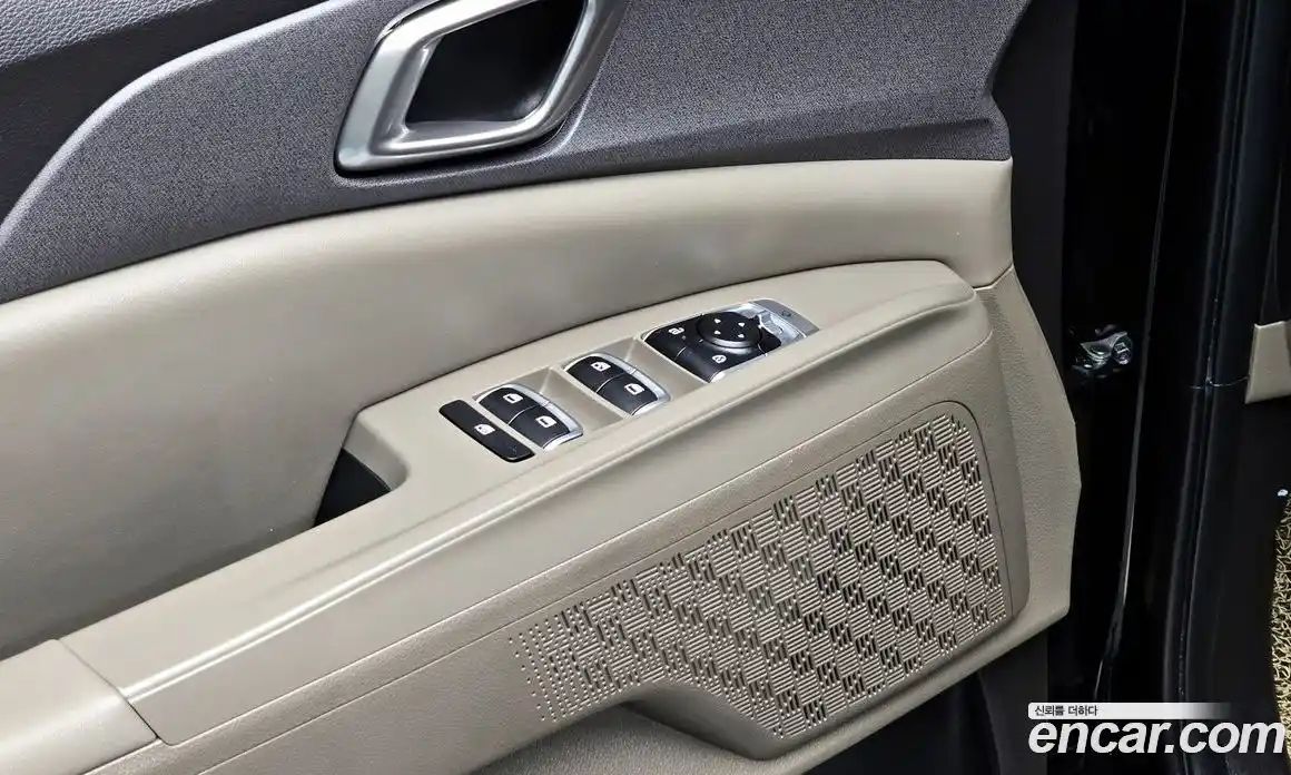 Kia Canival 2024 1.6 Автомат в Москве № 1342921, фото 17