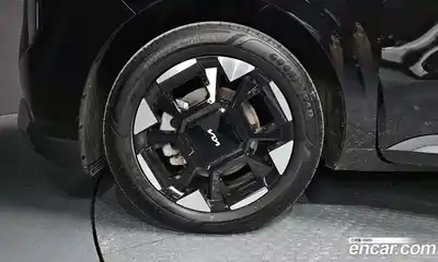 Kia Canival 2024 1.6 Автомат в Москве № 1342921, миниатюра 5