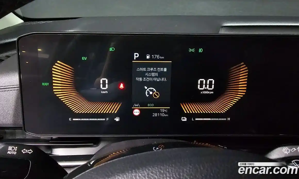 Kia Canival 2024 1.6 Автомат в Москве № 1342921, фото 8