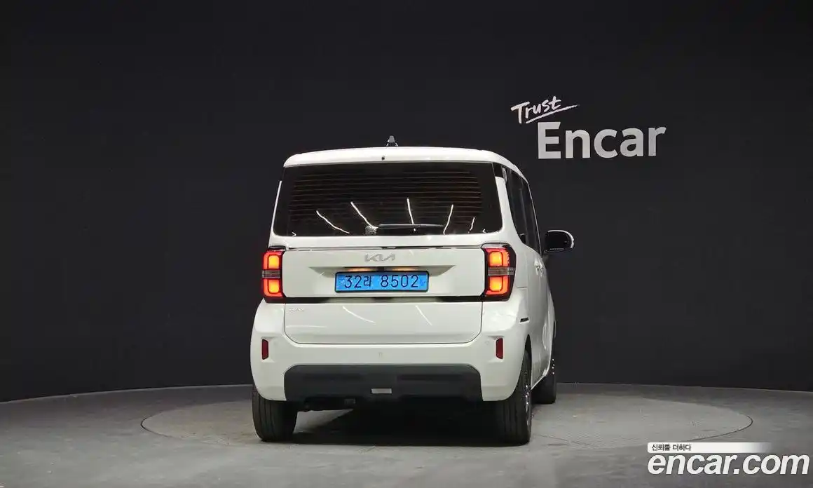 Kia Ray 2023 0.1 Автомат в Москве № 1342978, фото 4