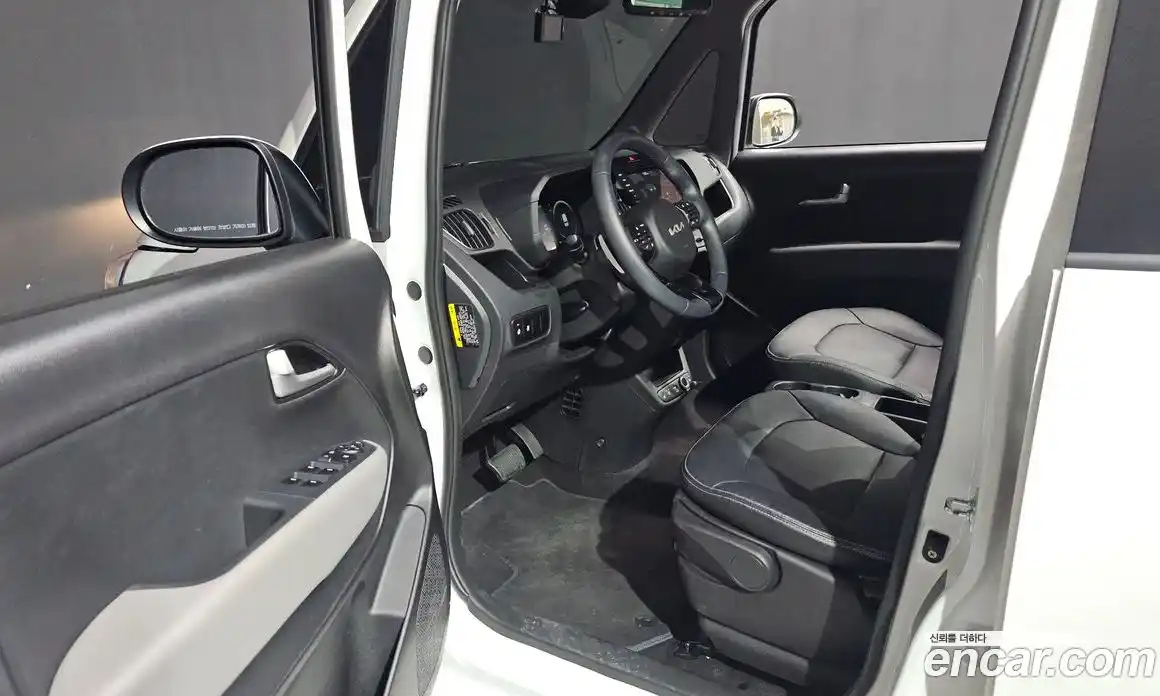 Kia Ray 2023 0.1 Автомат в Москве № 1342978, фото 10