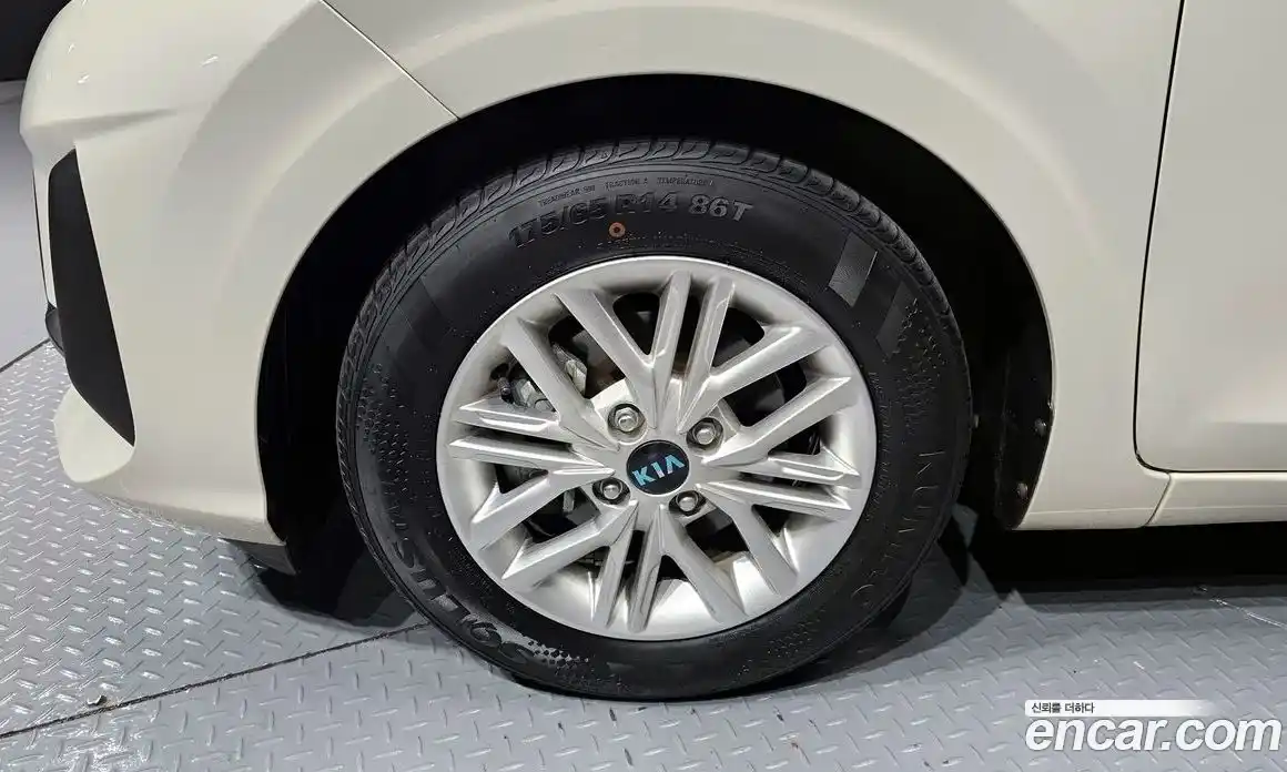 Kia Morning 2020 1.0 Автомат в Москве № 1343014, фото 5