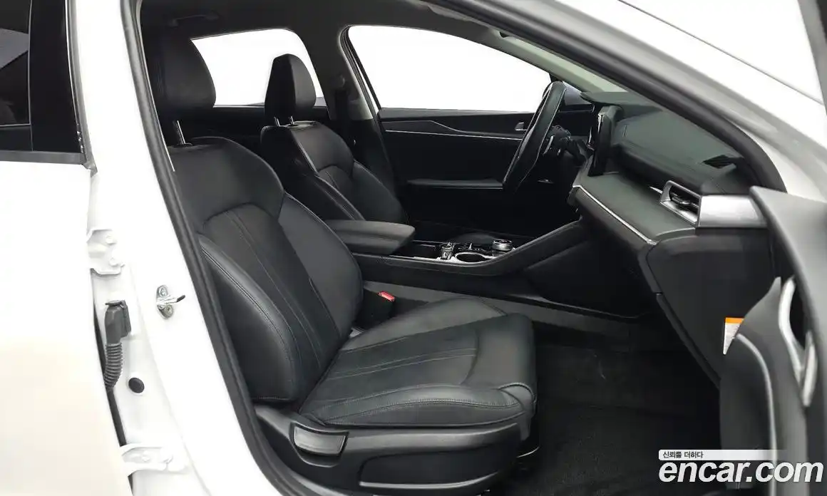 Kia K5 2022 2.0 Автомат в Москве № 1343034, фото 11