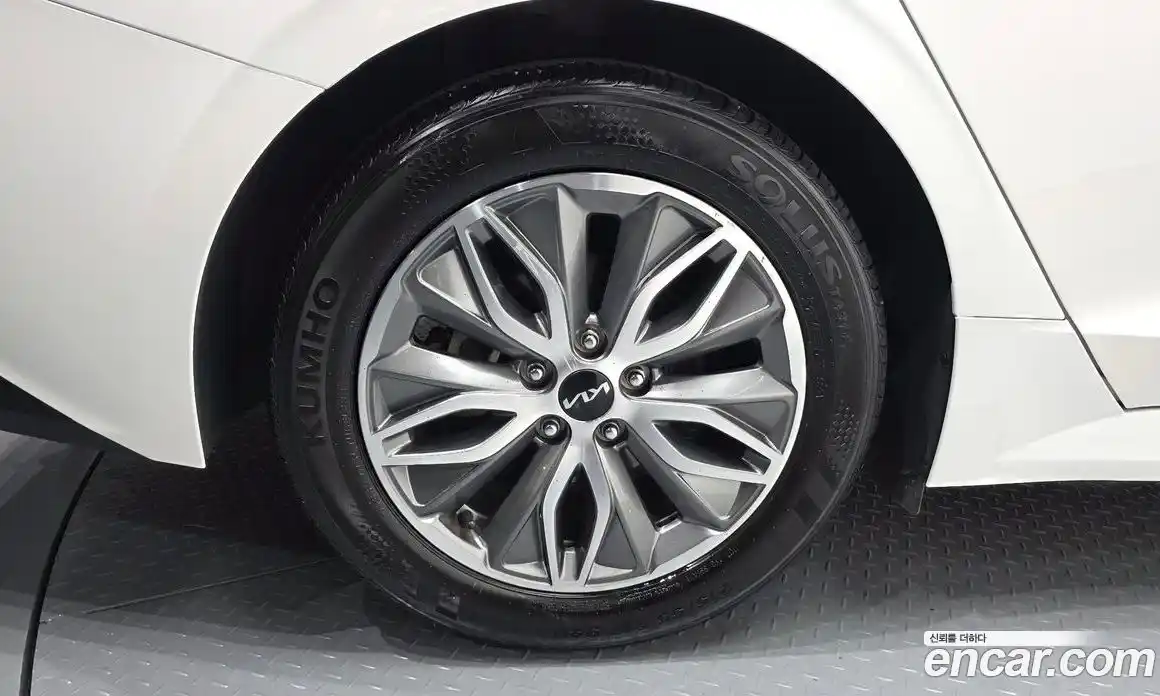 Kia K5 2022 2.0 Автомат в Москве № 1343034, фото 5