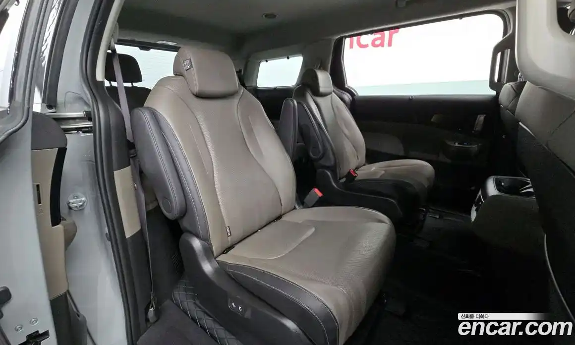 Kia Canival 2024 1.6 Автомат в Москве № 1343057, фото 11