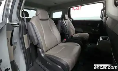 Kia Canival 2024 1.6 Автомат в Москве № 1343057, миниатюра 11