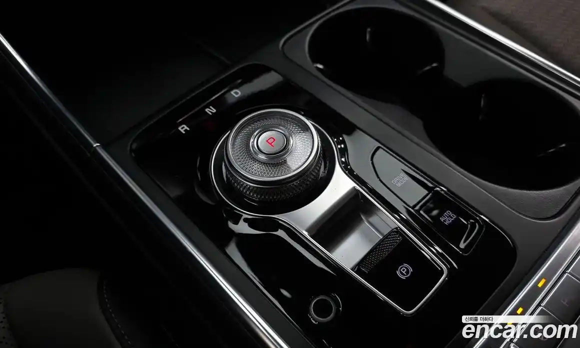 Kia Canival 2024 1.6 Автомат в Москве № 1343057, фото 9