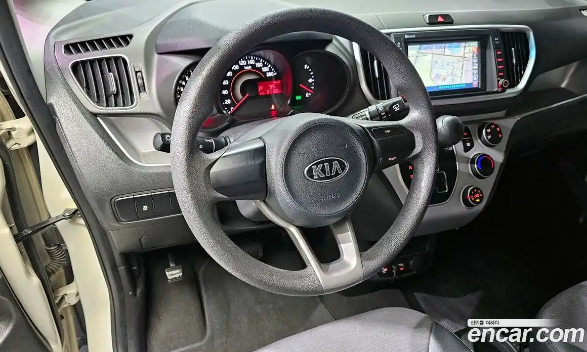 Kia Ray 2019 1.0 Автомат в Москве № 1343068, фото 13