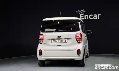 Kia Ray 2019 1.0 Автомат в Москве № 1343068, миниатюра 4