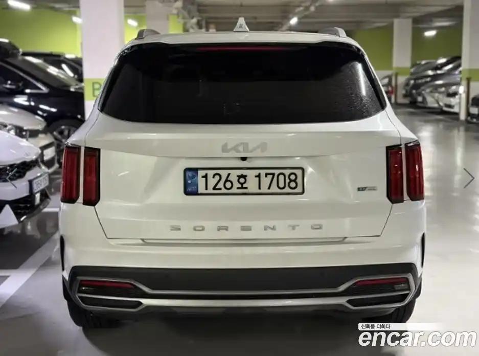 Kia Sorento 2022 1.6 Автомат в Москве № 1343074, фото 5