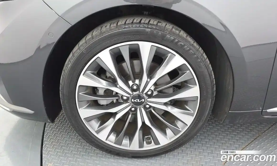 Kia K8 2021 2.5 Автомат в Москве № 1343112, фото 5