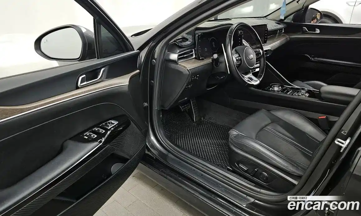 Kia K5 2020 2.0 Автомат в Москве № 1343160, фото 10