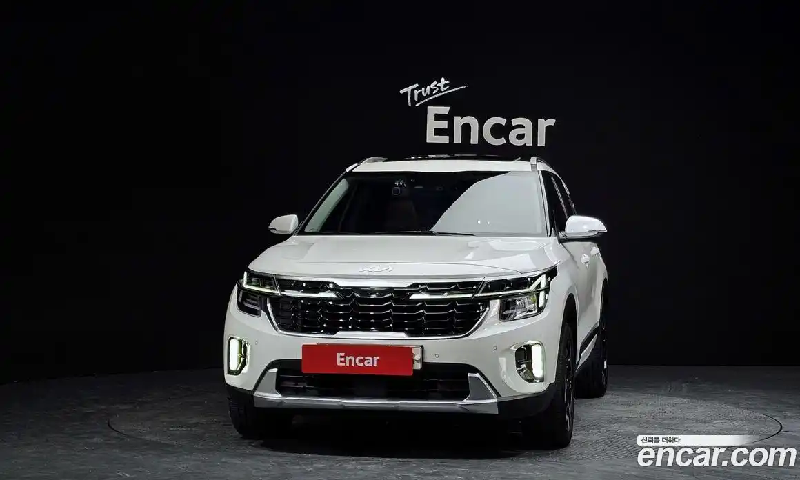 Kia Seltos 2022 1.6 гидро в Москве № 1343168, фото 3