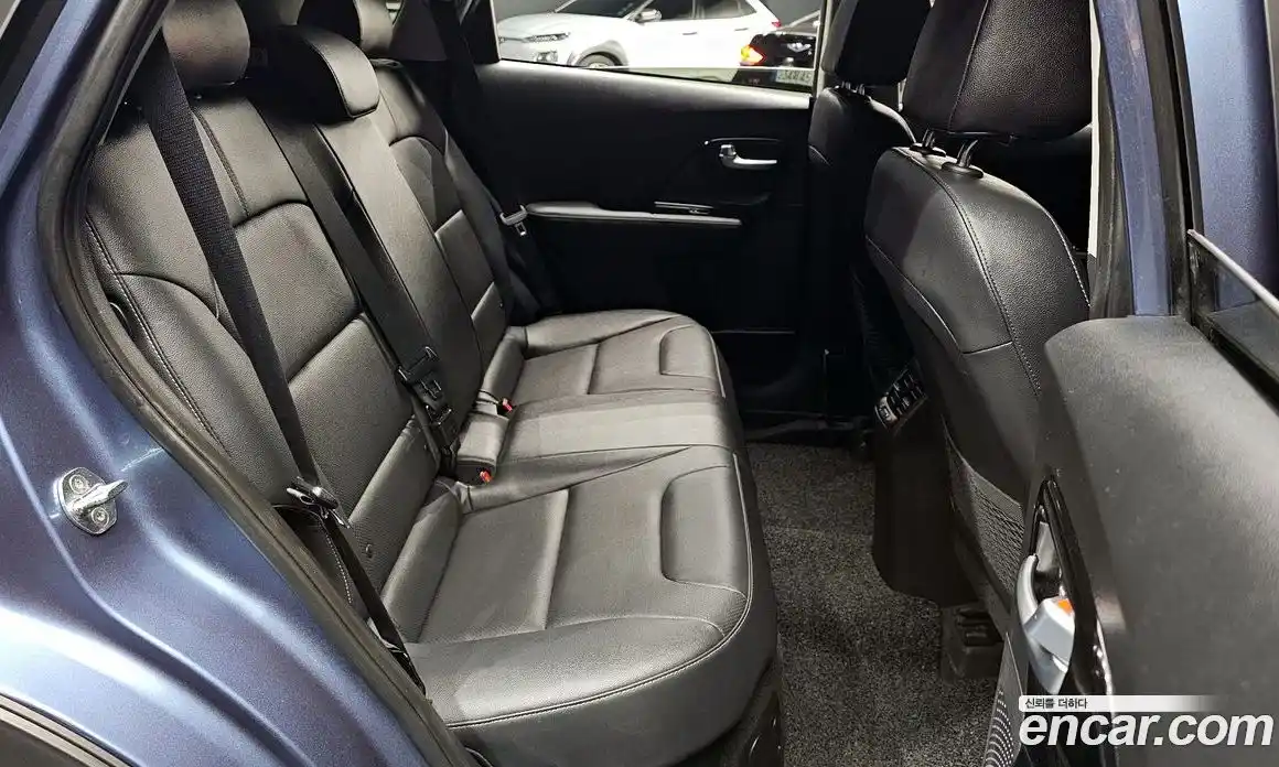 Kia Niro 2020 1.6 гидро в Москве № 1343188, фото 11