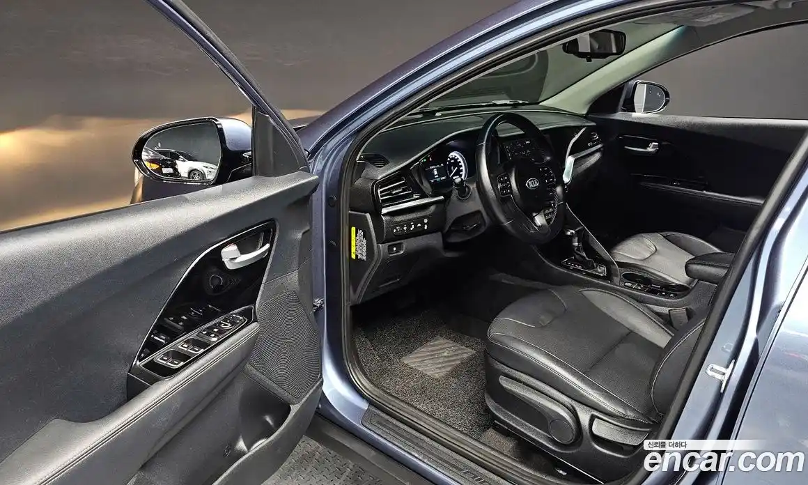 Kia Niro 2020 1.6 гидро в Москве № 1343188, фото 10