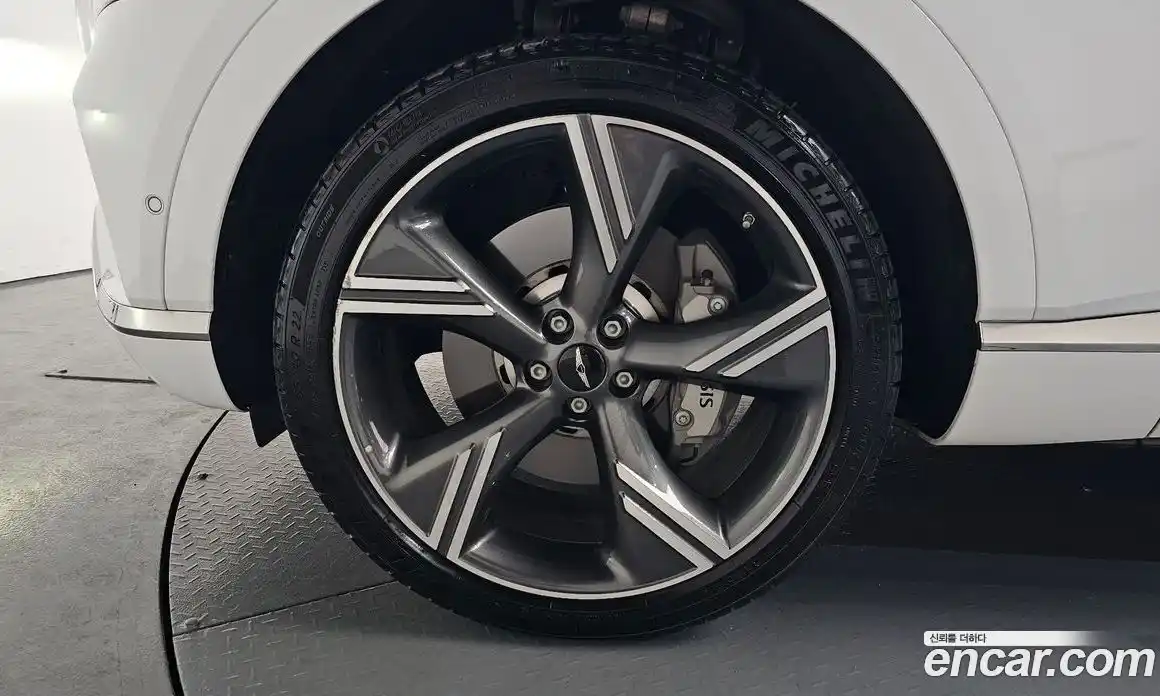 Genesis GV80 2024 2.5 Автомат в Москве № 1343296, фото 4