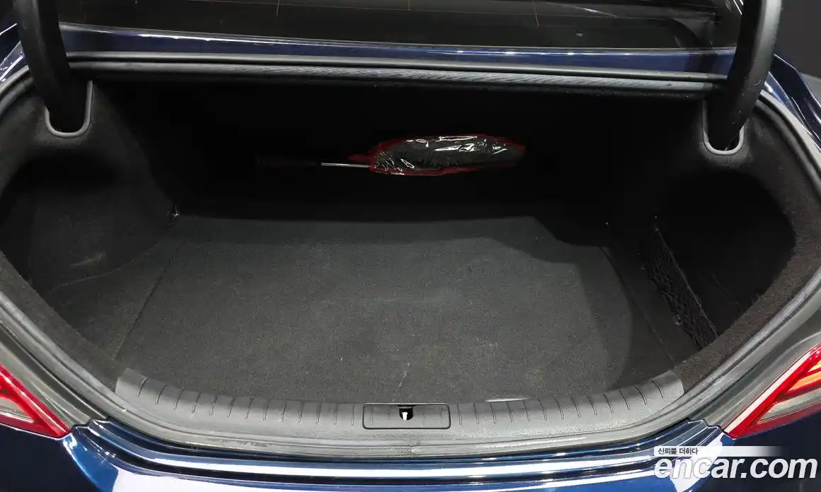 Genesis G70 2018 2.0 Автомат в Москве № 1343633, фото 20