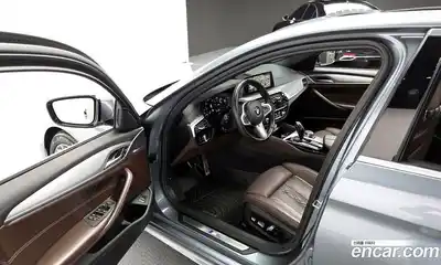 BMW 5-Series 2019 2.0 гидро в Москве № 1343690, миниатюра 10