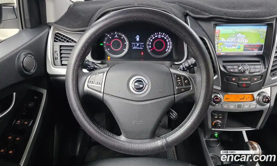 SsangYong Korando 2016 2.2 Автомат в Москве № 1344474, фото 13