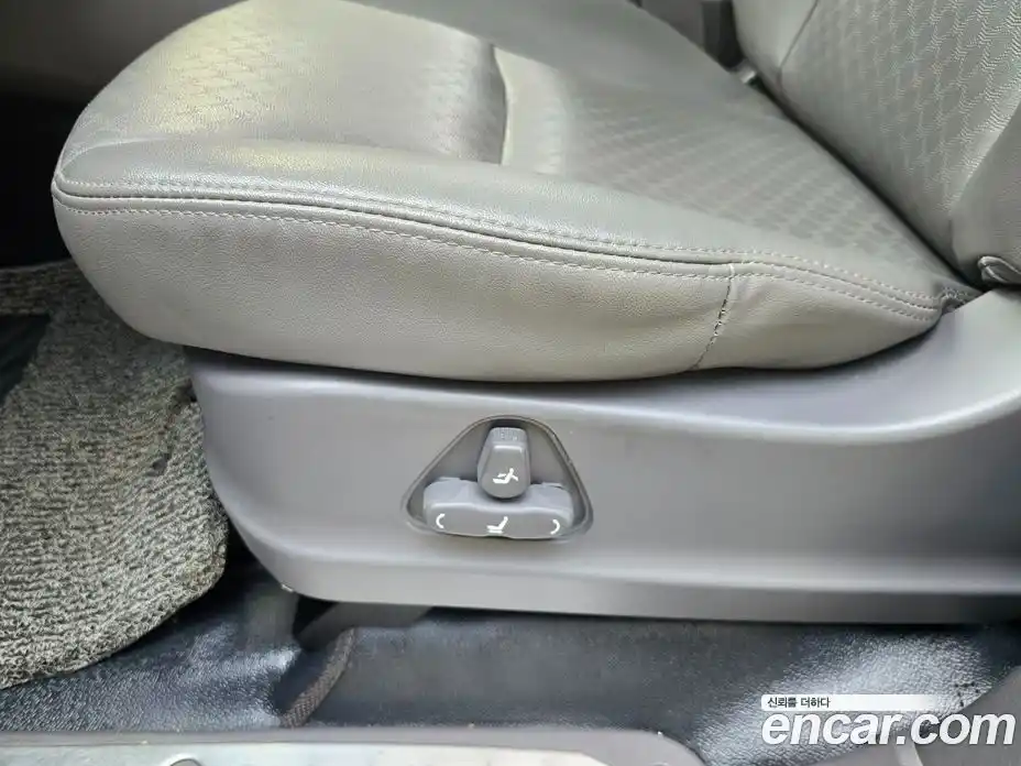 SsangYong Korando 2015 2.2 Автомат в Москве № 1344697, фото 13