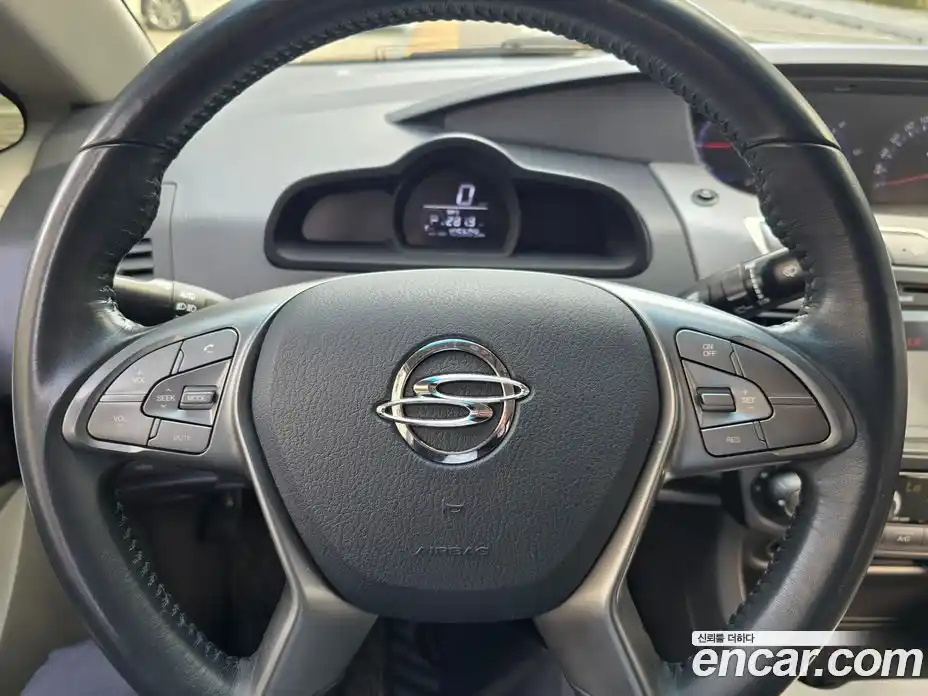 SsangYong Korando 2015 2.2 Автомат в Москве № 1344697, фото 9