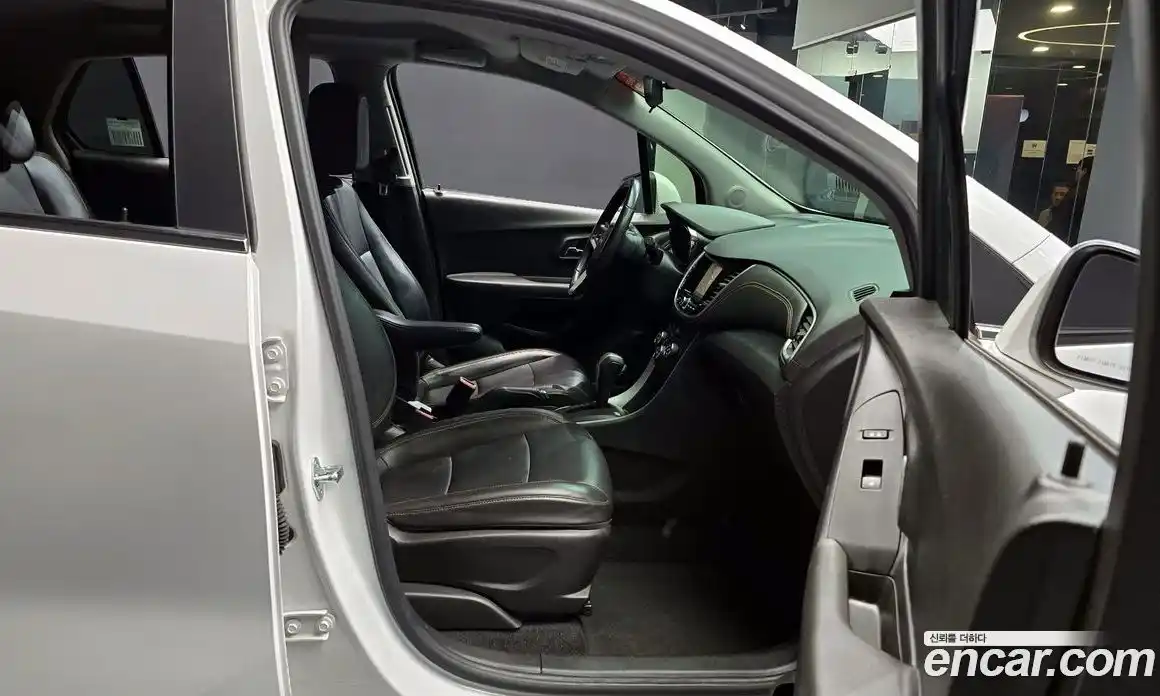 Chevrolet Trax 2018 1.4 Автомат в Москве № 1345547, фото 11