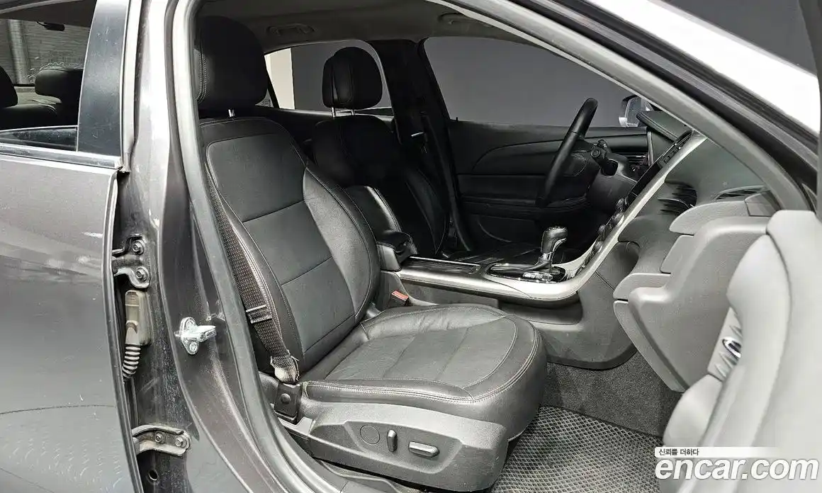 Chevrolet Malibu 2015 2.0 Автомат в Москве № 1345781, фото 11