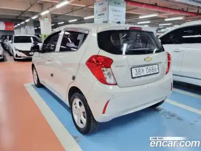 Chevrolet Spark 2016 1.0 Автомат в Москве № 1345905, миниатюра 2