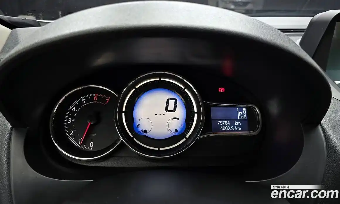 Renault SM3 2013 1.6 гидро в Москве № 1346276, фото 8