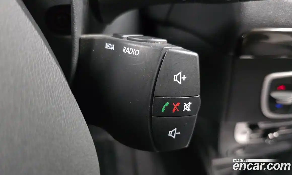 Renault SM3 2014 1.6 гидро в Москве № 1346334, фото 14