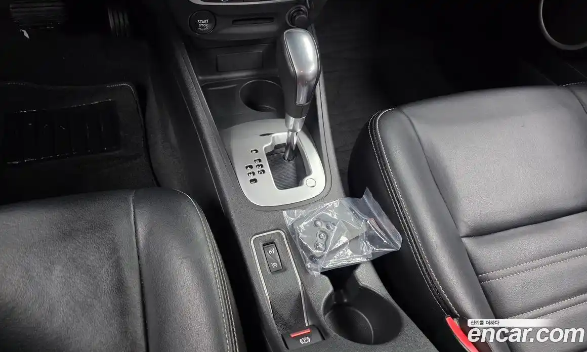 Renault SM3 2014 1.6 гидро в Москве № 1346334, фото 9