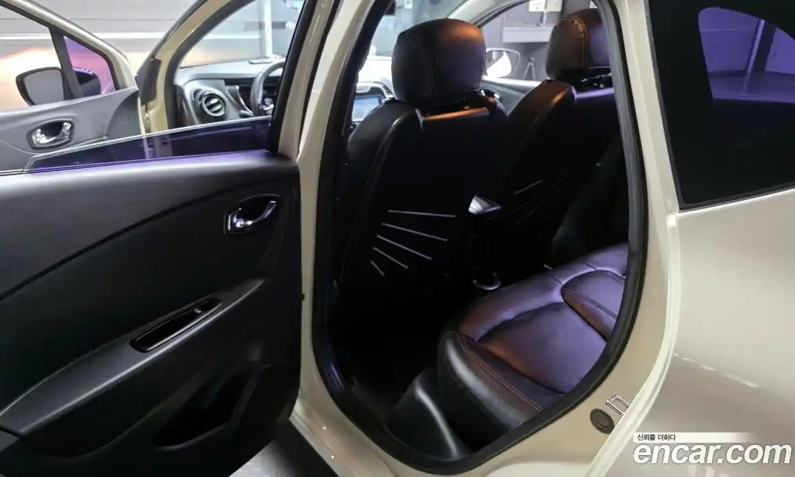 Renault QM3 2015 1.5 гидро в Москве № 1346883, фото 11