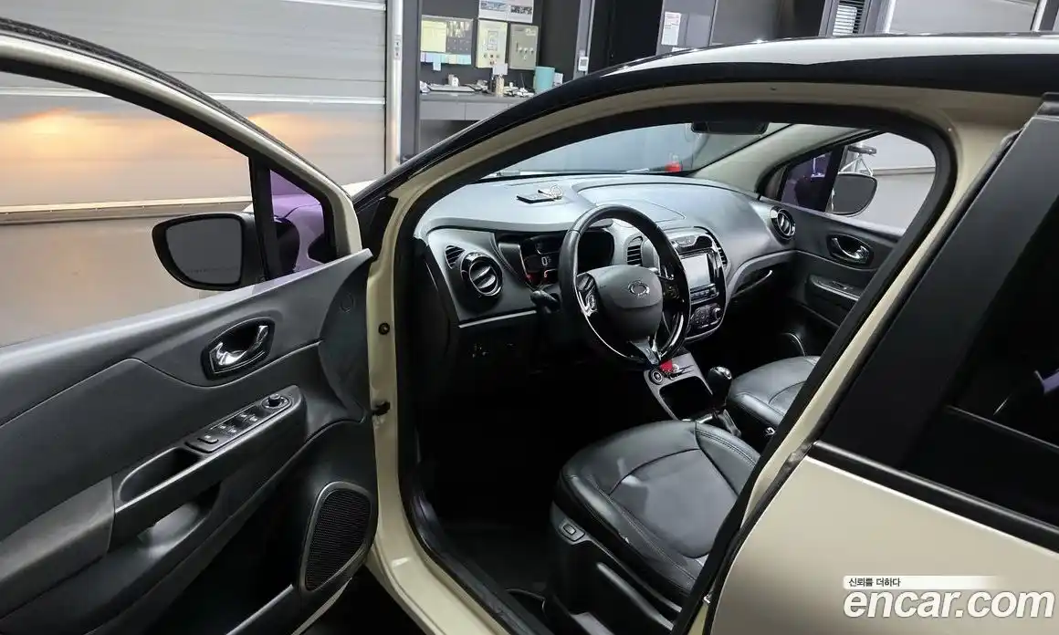 Renault QM3 2015 1.5 гидро в Москве № 1346883, фото 10