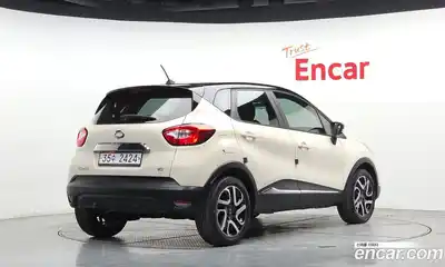 Renault QM3 2015 1.5 гидро в Москве № 1346896, миниатюра 2