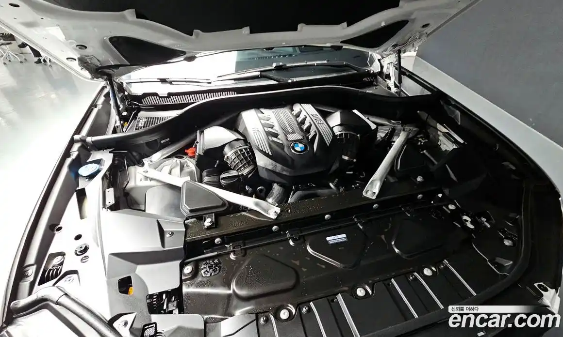 BMW X6 2023 4.4 Автомат в Москве № 1347183, фото 6