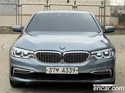 BMW 5-Series, 2019