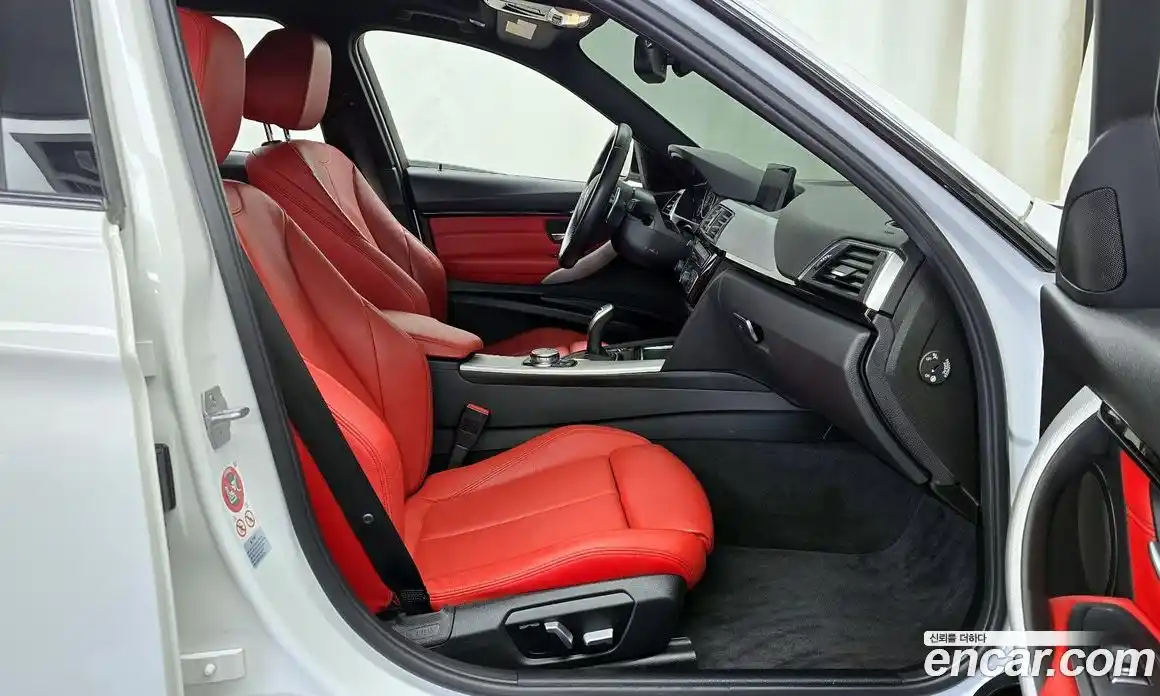 BMW 3-Series 2017 2.0 Автомат в Москве № 1347519, фото 11