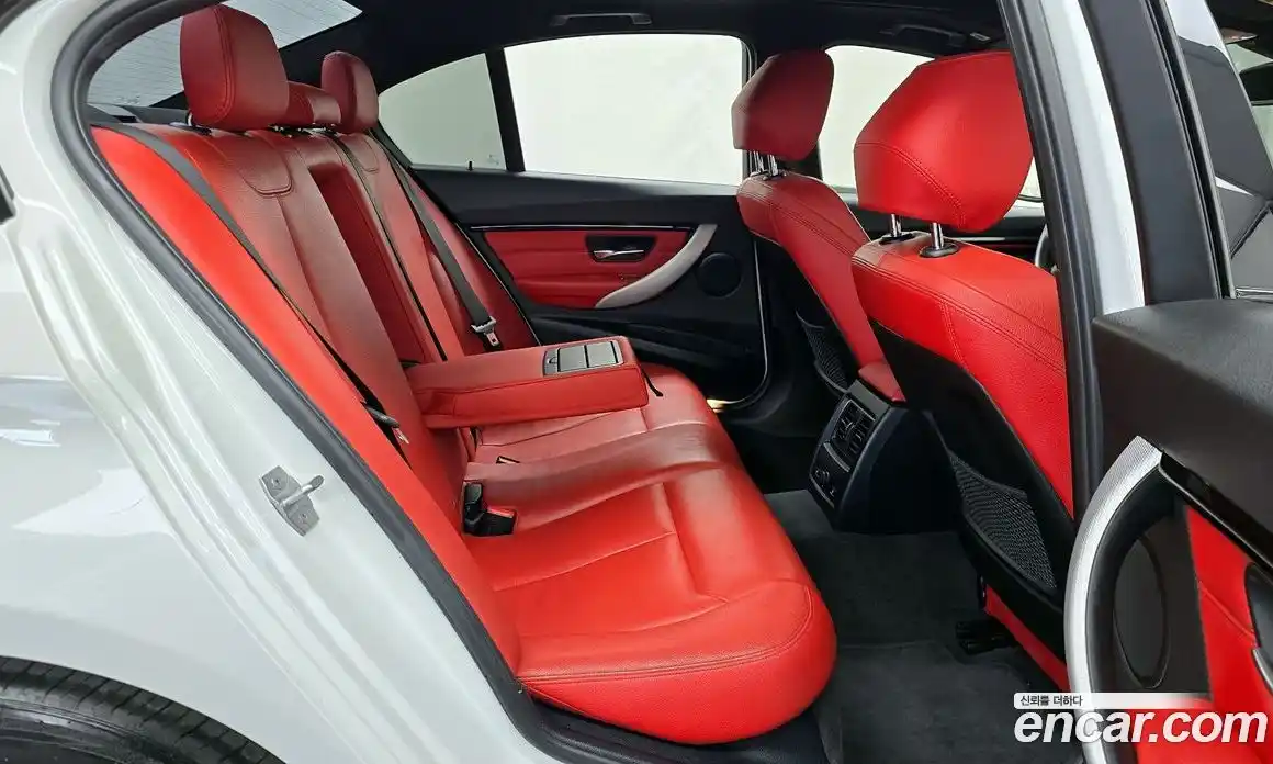 BMW 3-Series 2017 2.0 Автомат в Москве № 1347519, фото 12