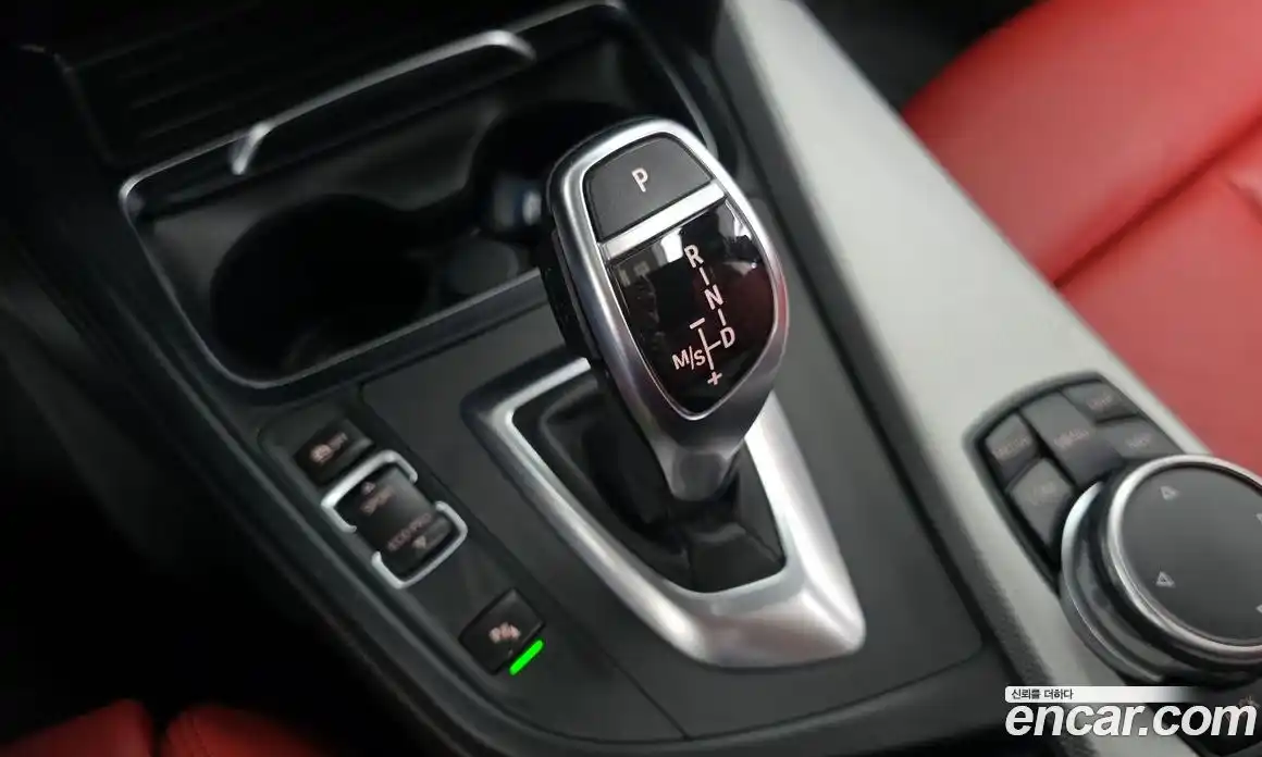 BMW 3-Series 2017 2.0 Автомат в Москве № 1347519, фото 9