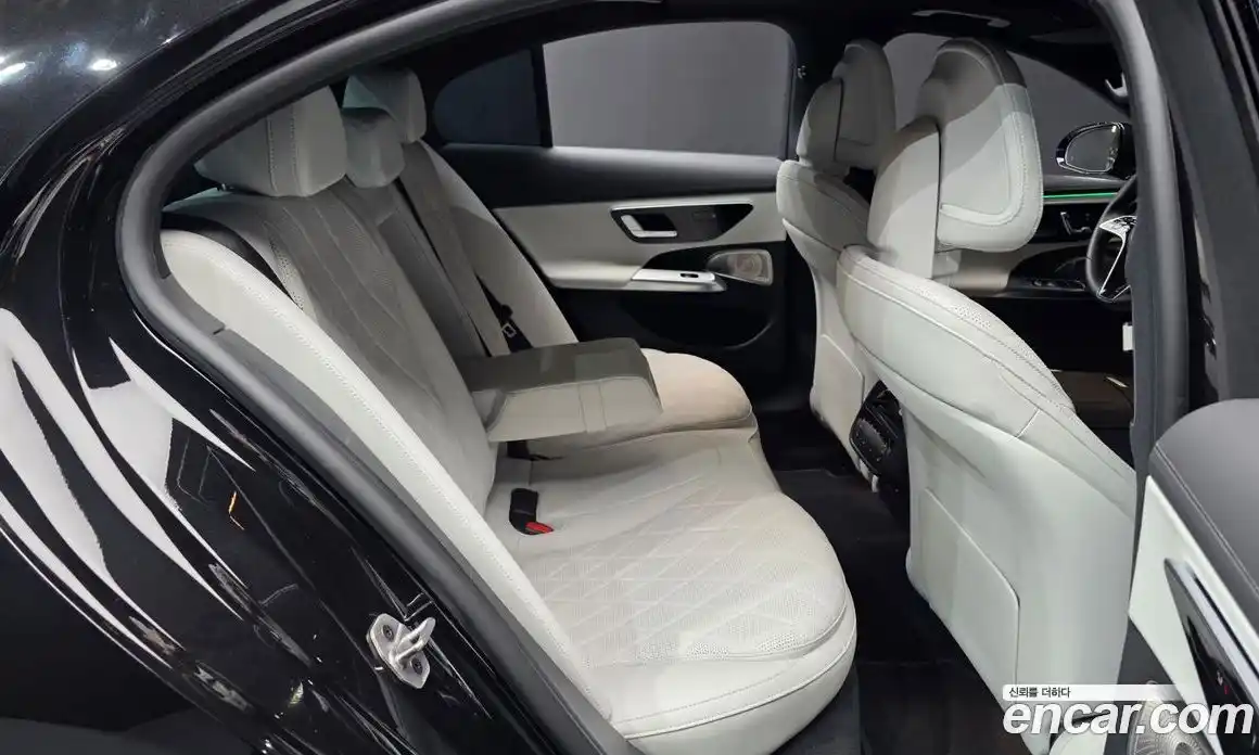 Mercedes-Benz E-Class 2025 3.0 гидро в Москве, фото 12