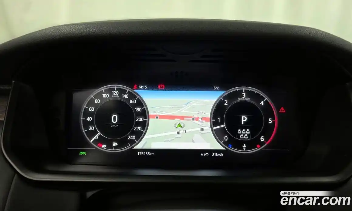 Land Rover Discovery 2018 3.0 гидро в Москве № 1349536, фото 8