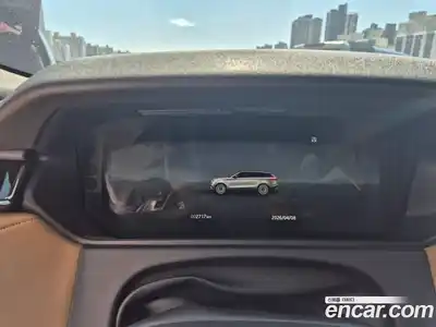 Land Rover Range-Rover Velar 2025 3.0 гидро в Москве № 1349567, миниатюра 6