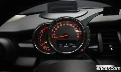 Mini Cooper 2018 1.5 гидро в Москве № 1349667, миниатюра 8