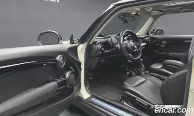 Mini Cooper 2018 1.5 гидро в Москве № 1349667, миниатюра 10