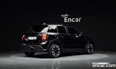Mini Cooper 2023 2.0 гидро в Москве № 1349704, миниатюра 2