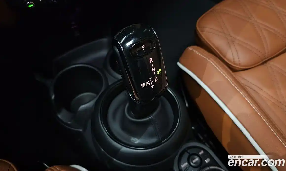 Mini Cooper 2023 2.0 гидро в Москве № 1349704, фото 9