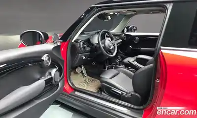Mini Cooper 2020 2.0 гидро в Москве № 1349816, миниатюра 10