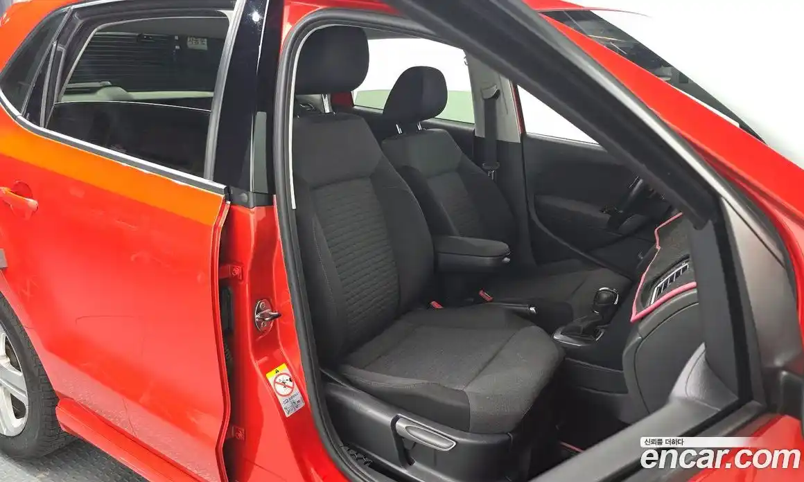 Volkswagen Polo 2014 1.6 гидро в Москве № 1350275, фото 12