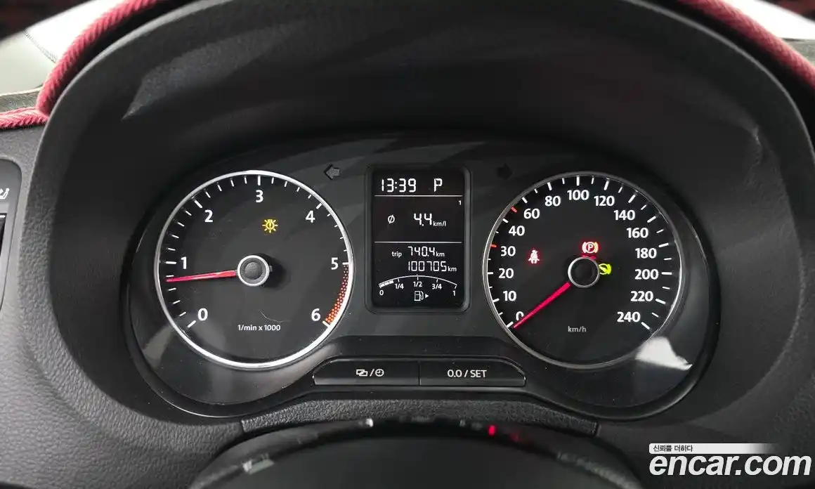 Volkswagen Polo 2014 1.6 гидро в Москве № 1350275, фото 8